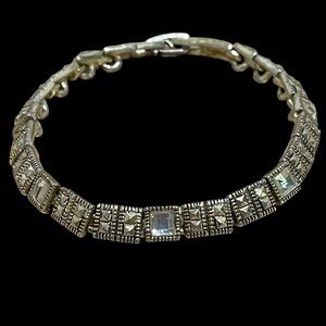 Elegant Art Deco Link Bracelet 7" Gold Tone Square Rhinestones Cocktail Party